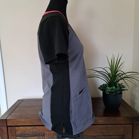 Carhartt Force Scrubs Top Women's Small V-neck Black Grey Pink Short Sleeve - Picture 4 of 13